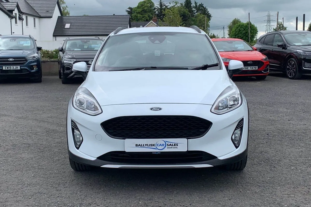 Ford Fiesta 1.0T 95PS Active Edition in White with - Image 4