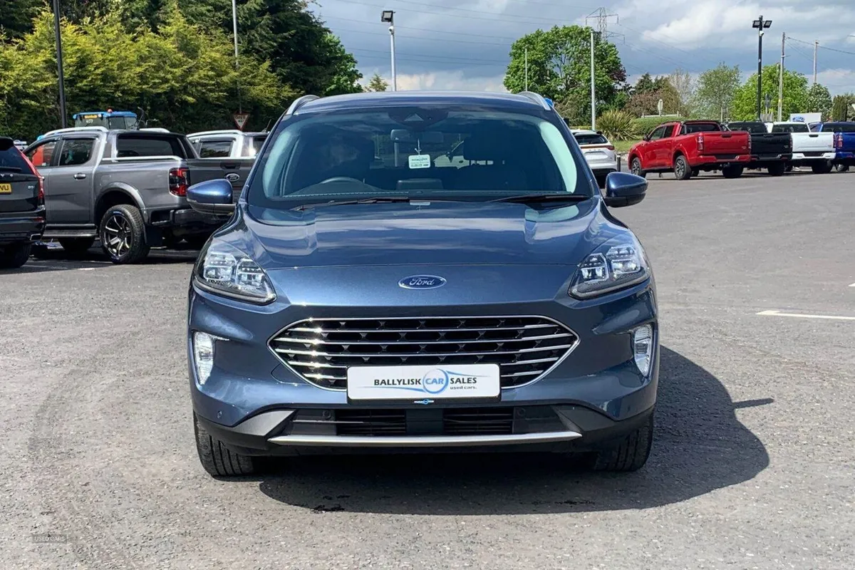 Ford Kuga 1.5T 150PS Titanium Edition in Chrome Bl - Image 4
