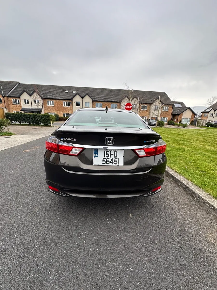 Honda Grace 2015 - Image 2