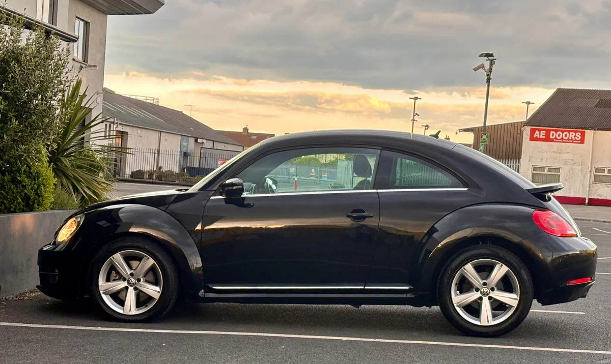 2013 Volkswagen Beetle Sports*1.4 TSI*SPORTS - Image 4
