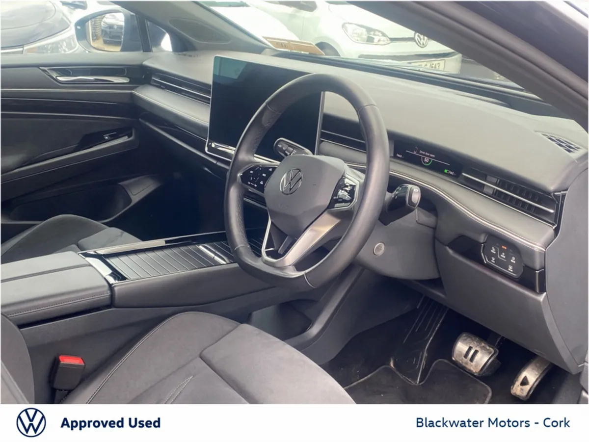 Volkswagen ID.7 PRO PLUS 77KWH 286BHP - Image 4