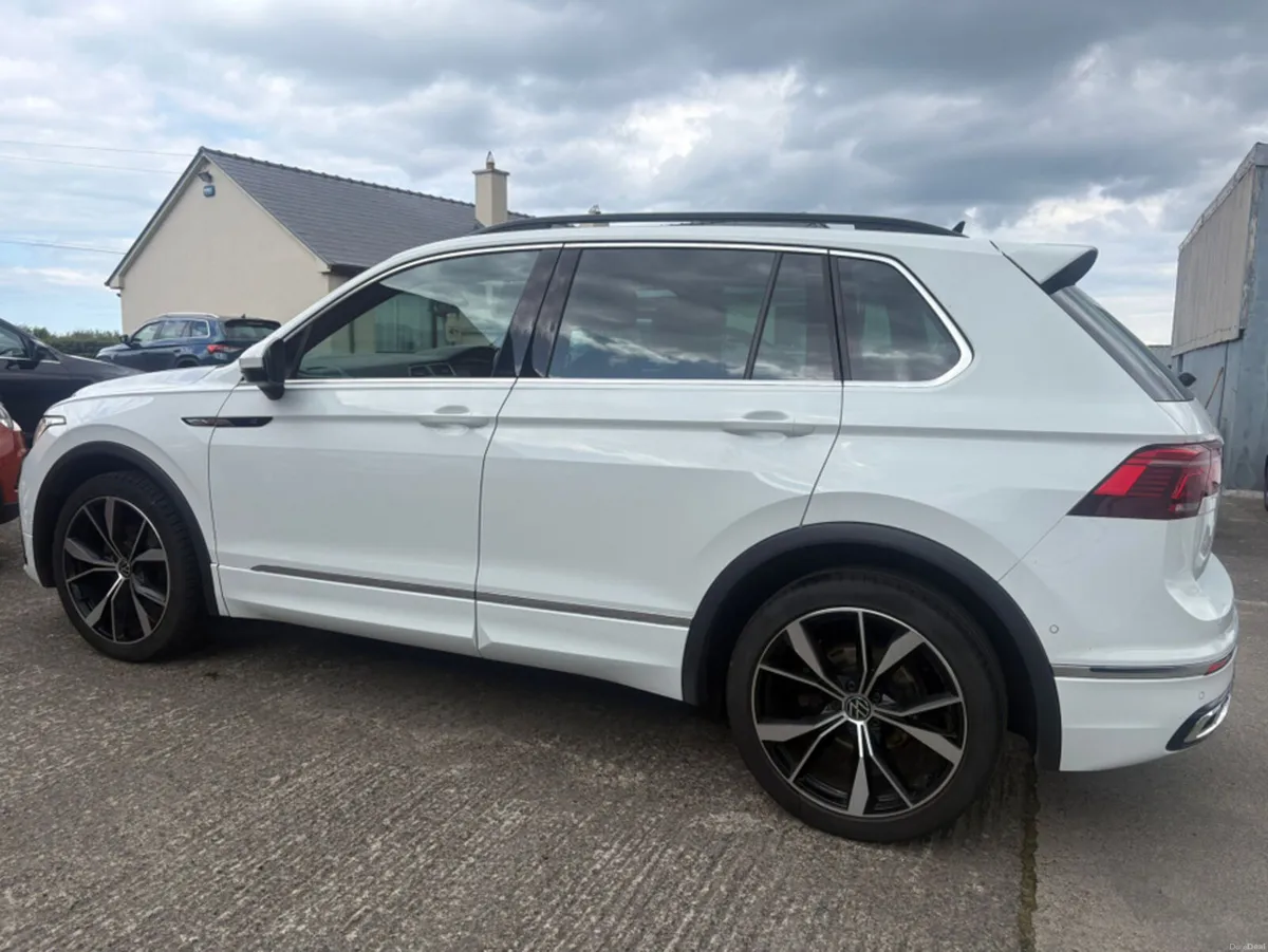 Volkswagen Tiguan R-LINE 2.0 TDI D7F 150HP 5DR AUT - Image 4