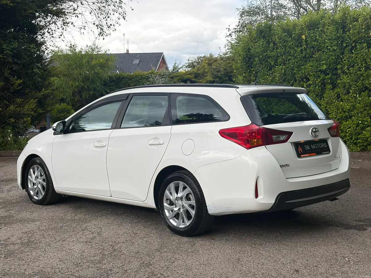 2014 TOYOTA AURIS ESTATE 1.4D4D TERRA NEW NCT 2027 - Image 4