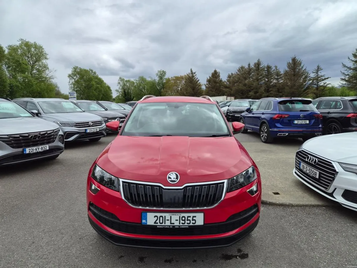 Skoda Karoq AMB 1.0tsi 115HP 4DR - Image 2