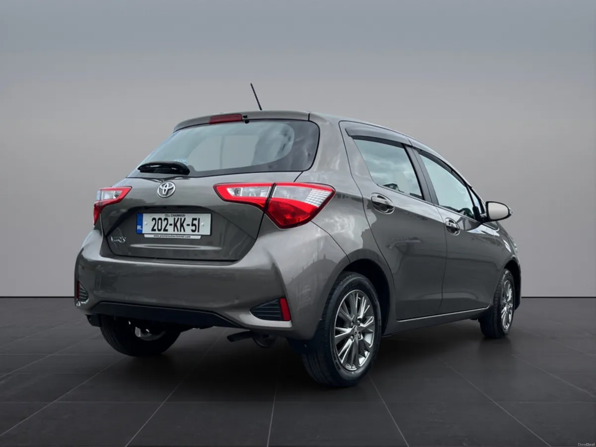 Toyota Yaris 1.0 LUNA 4DR - Image 6