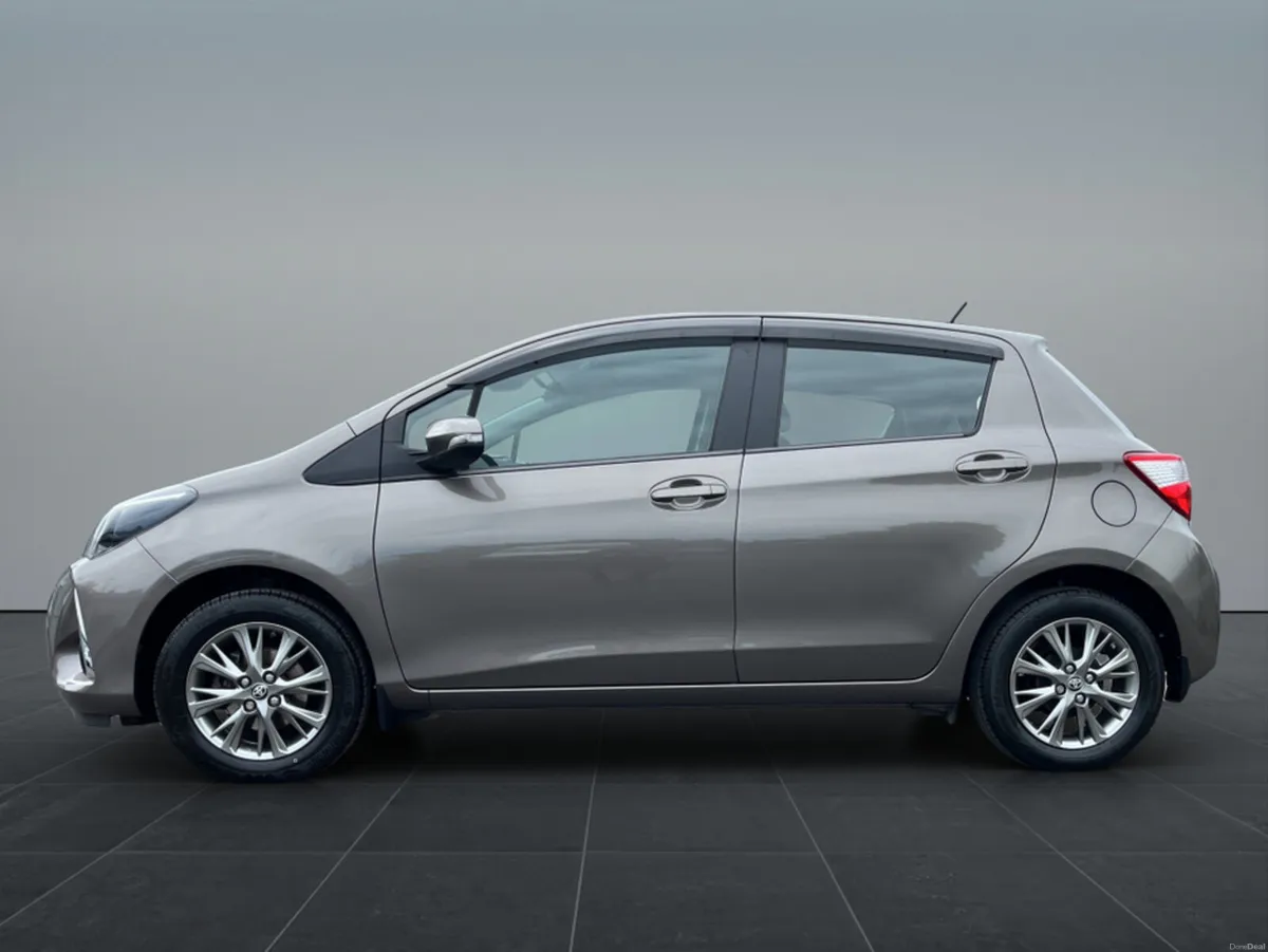 Toyota Yaris 1.0 LUNA 4DR - Image 4
