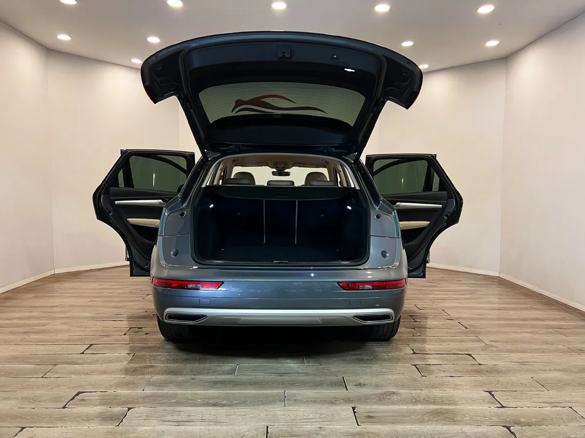 AUDI Q5 2.0TDI 150BHP MANUAL (2018)  • 2 owners - Image 5