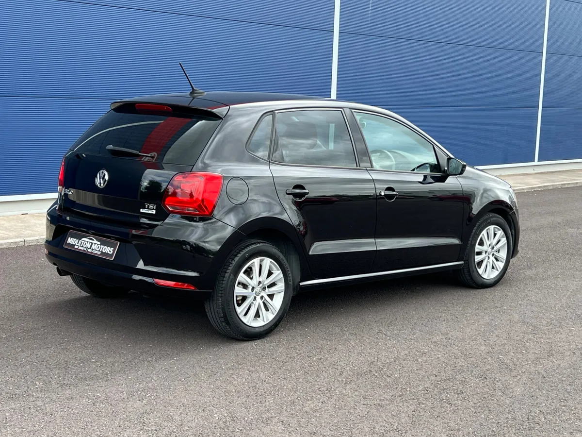 17 VW Polo 1.2 TSI Automatic DSG like new - Image 5