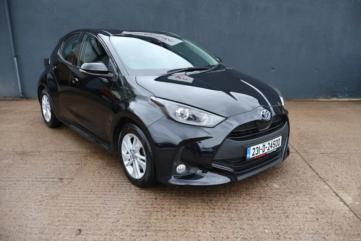 Toyota Yaris Luna Hybrid Auto  12 Months Warranty! - Image 3