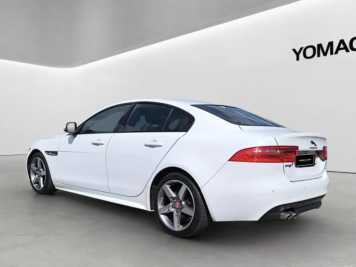 Jaguar XE 2.0D R SPORT 180BHP 2018 - Image 6