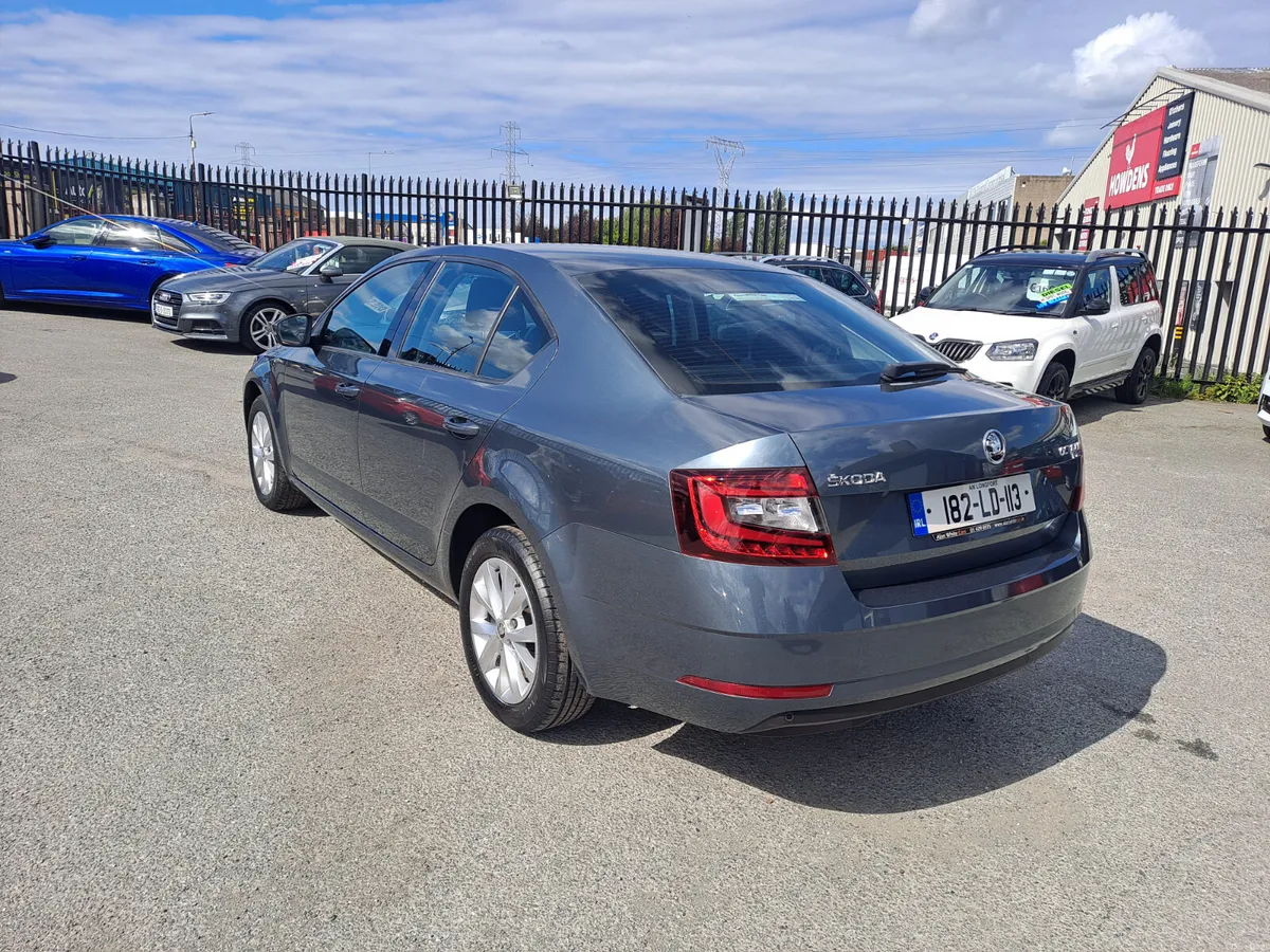 Skoda Octavia 2018 AMBITION 1.6 TDI 115HP 4DR - Image 6