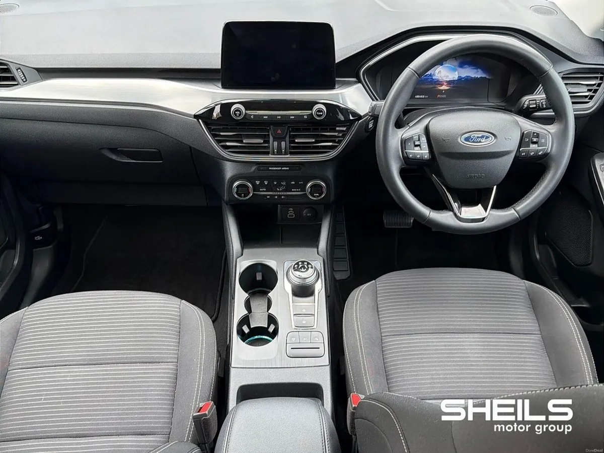 Ford Kuga Automatic 2.5 Plug-in Hybrid Titanium - Image 3
