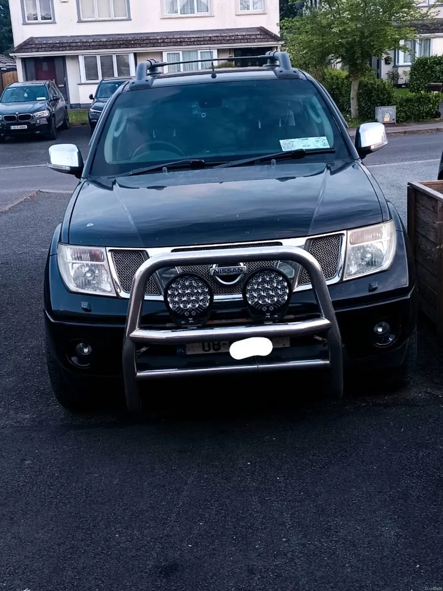 Nissan Navara crew cab - Image 2