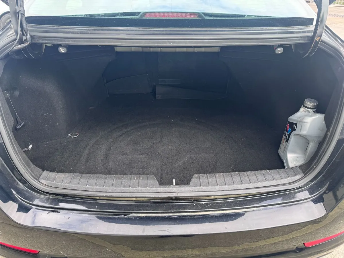 Kia Optima 2012 - Image 5