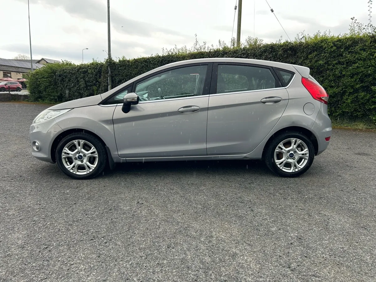 Ford Fiesta **NEW TIMING BELT**LOW KMS** - Image 3