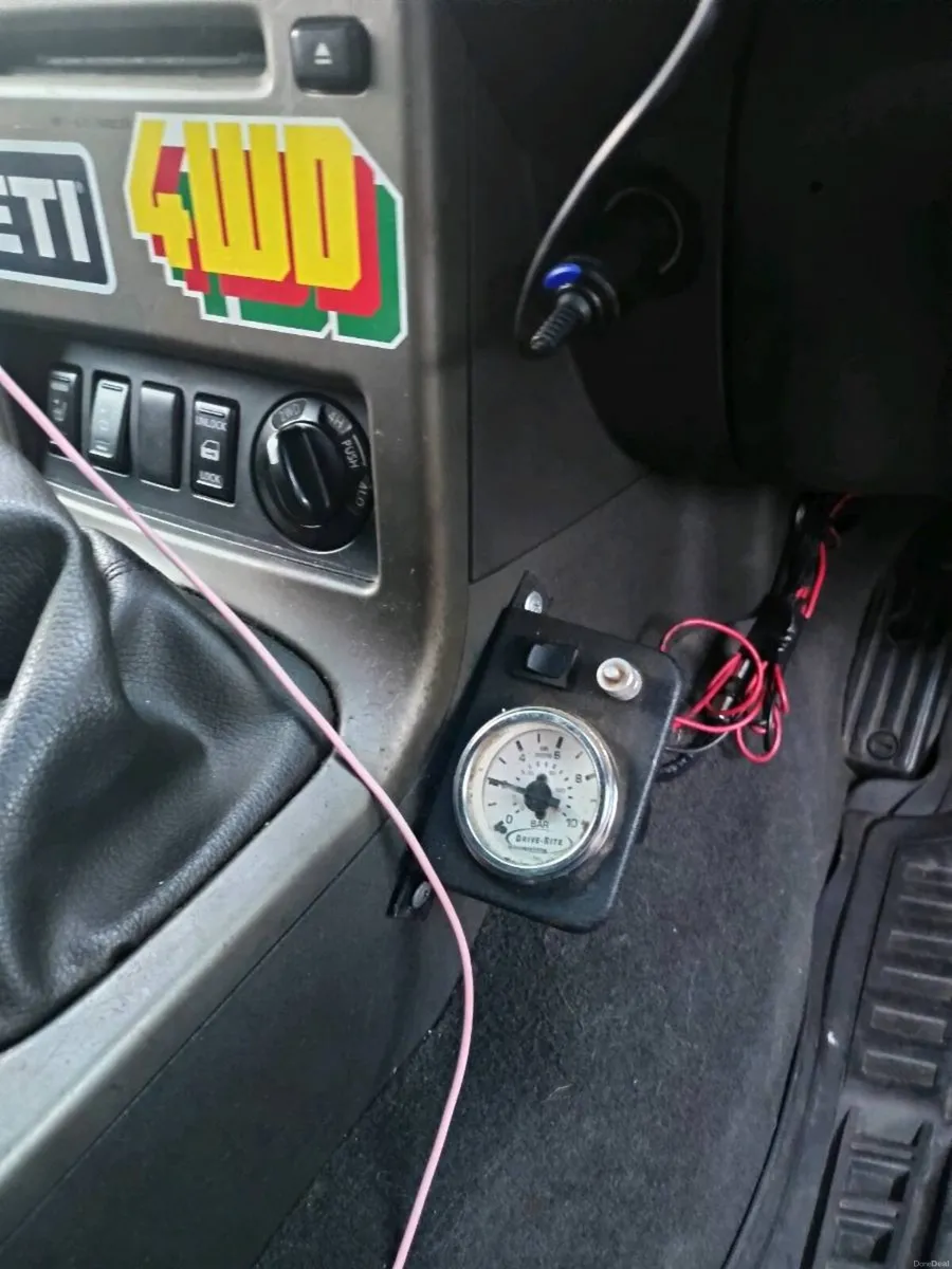 Nissan Navara crew cab - Image 3