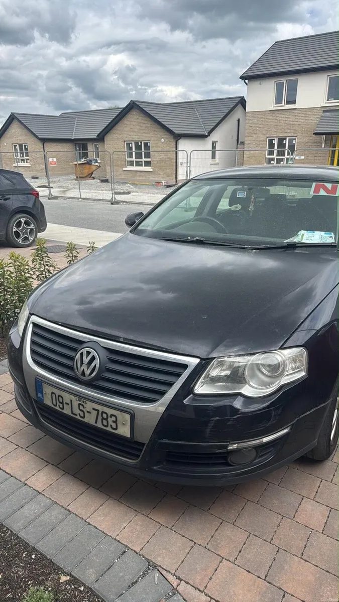 VW Passat 2009 - Image 4