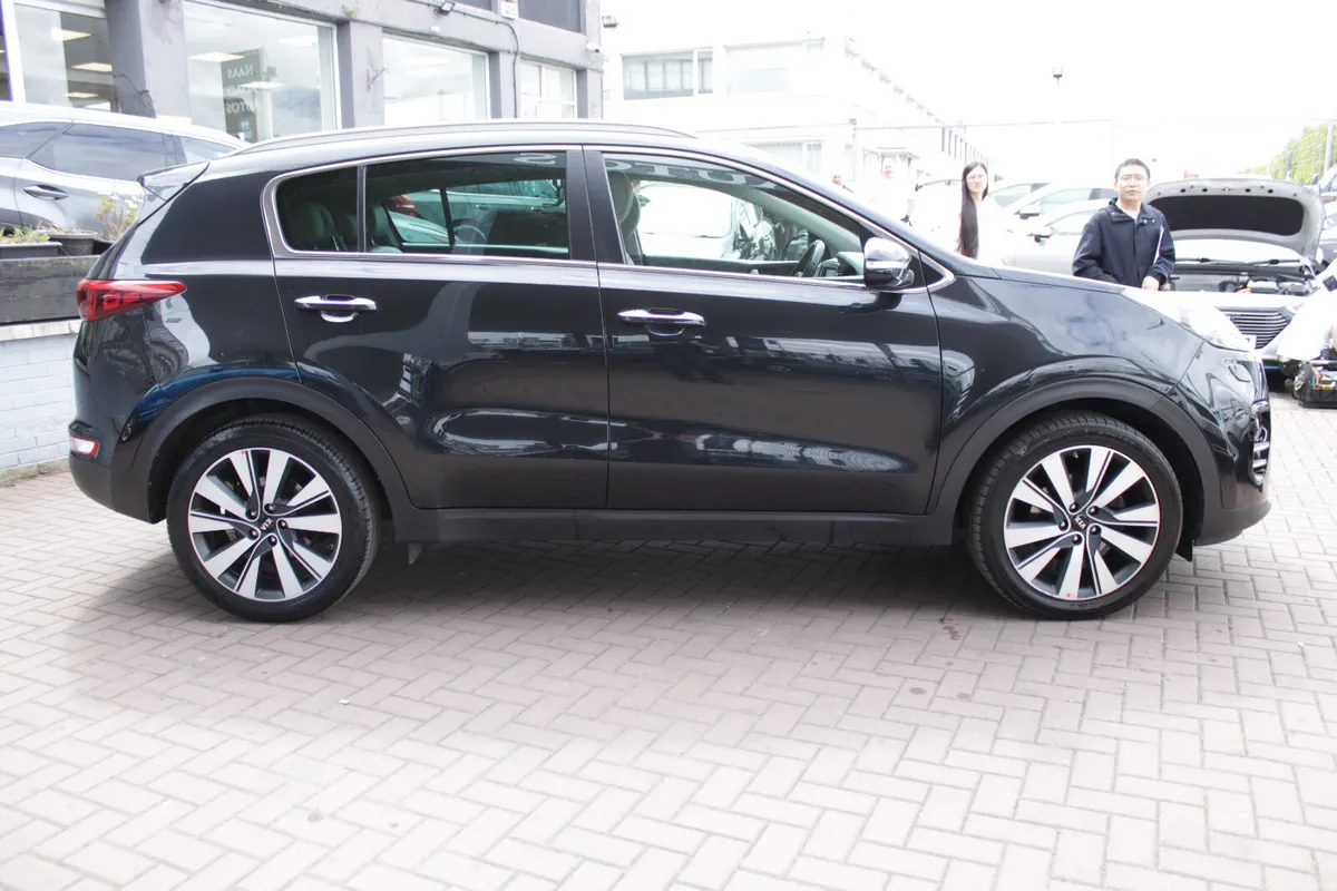 2016 KIA SPORTAGE 1.7 D GSE 5DR - Image 3