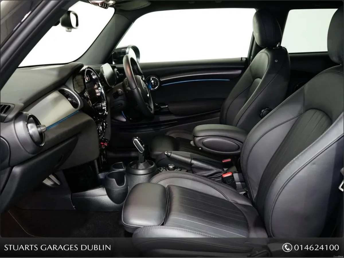 Mini Cooper COOPER 2DR 1.5 PETROL AUTO*BRITISH RAC - Image 3