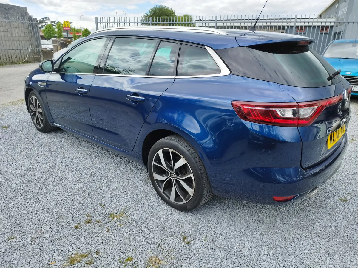 2020 Renault Megane 1.5 dci iconic 115 bhp - Image 6