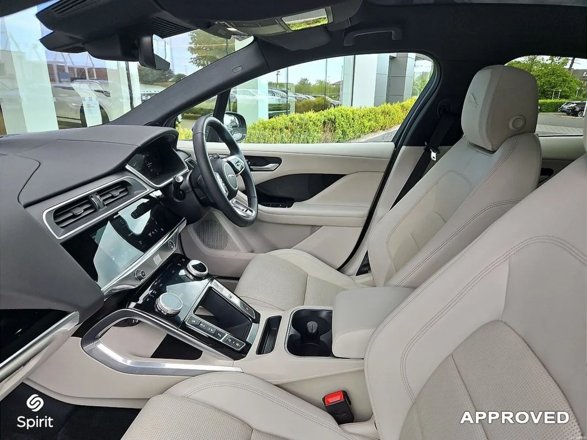 Jaguar I-Pace EV400 Auto Black Edition - Image 3