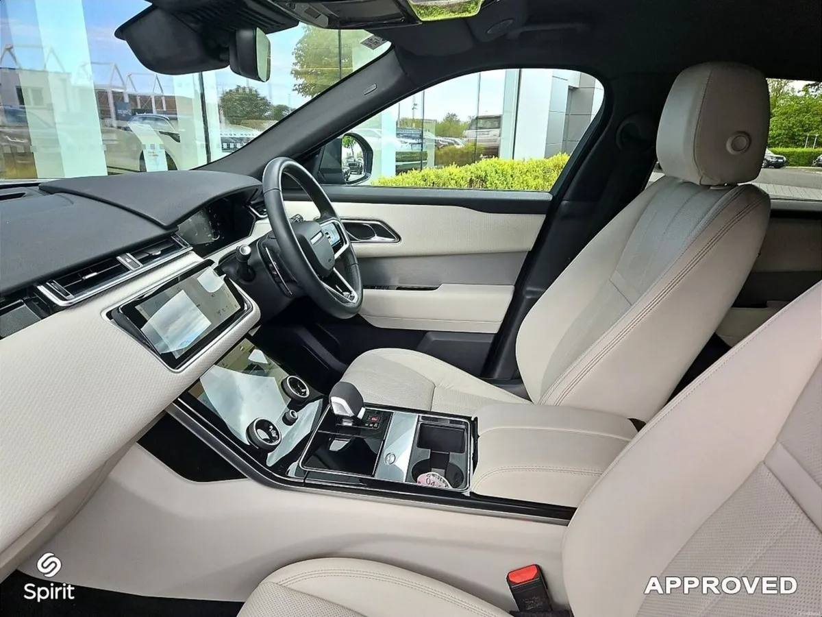 Land Rover Range Rover Velar 2.0 I4 PHEV 404 PS 4W - Image 3