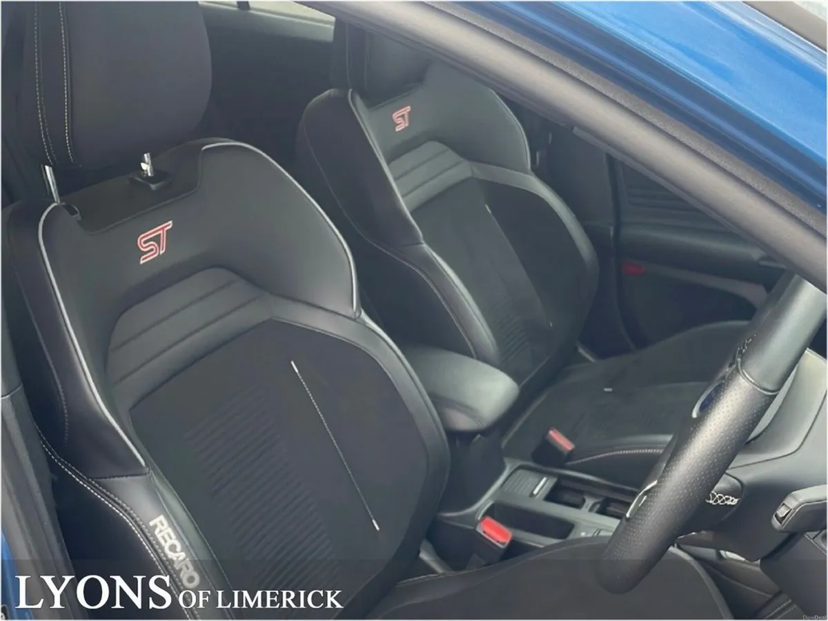 Ford Focus ST 3 2.0L EcoBlue 190PS - Image 3
