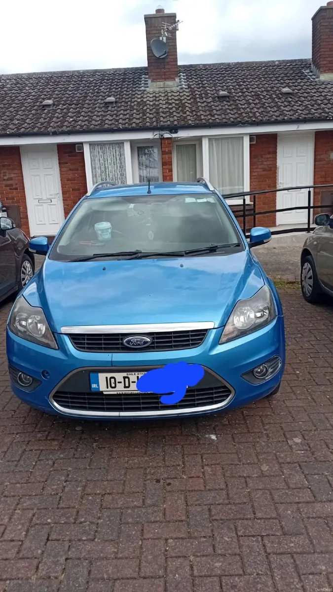 Ford Focus 2010 - Image 2