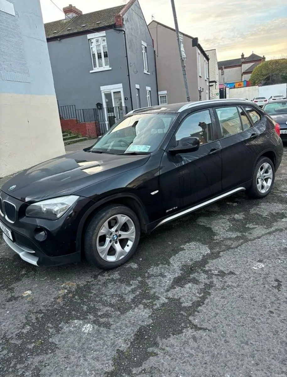 2011 Bmw X1 - Image 1