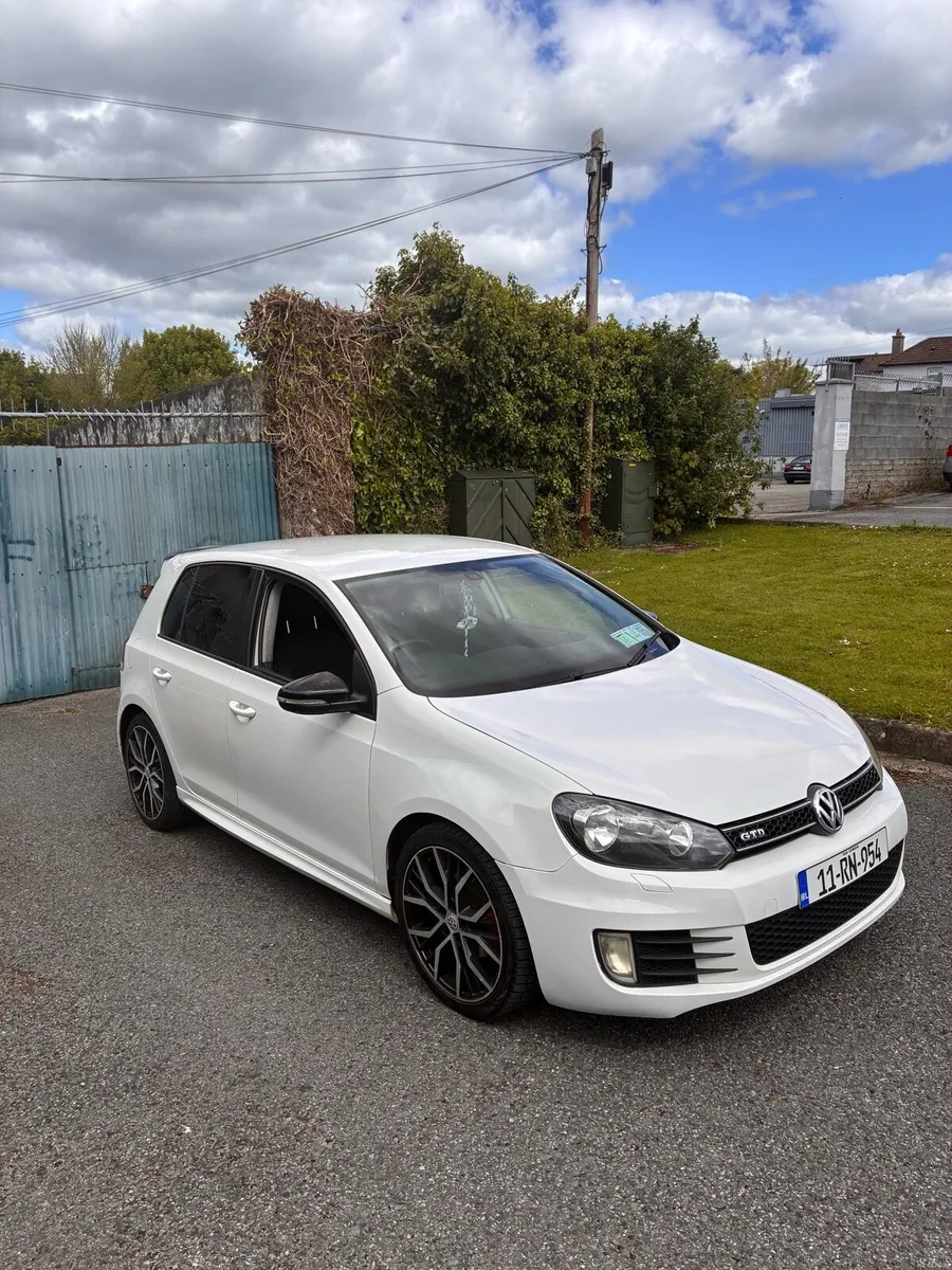 2011 VW Golf - Image 2