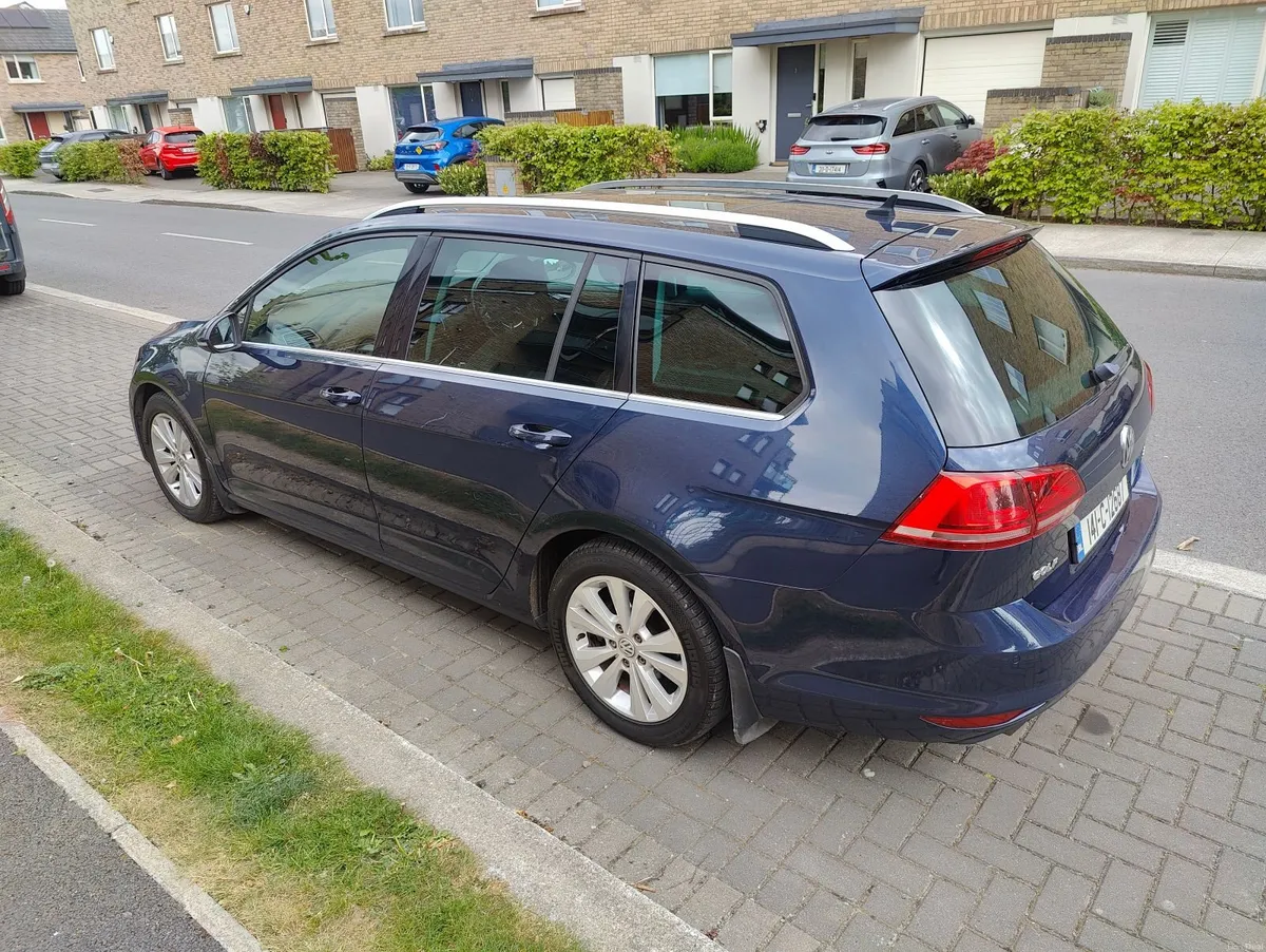 Volkswagen Golf 2014 - Image 2