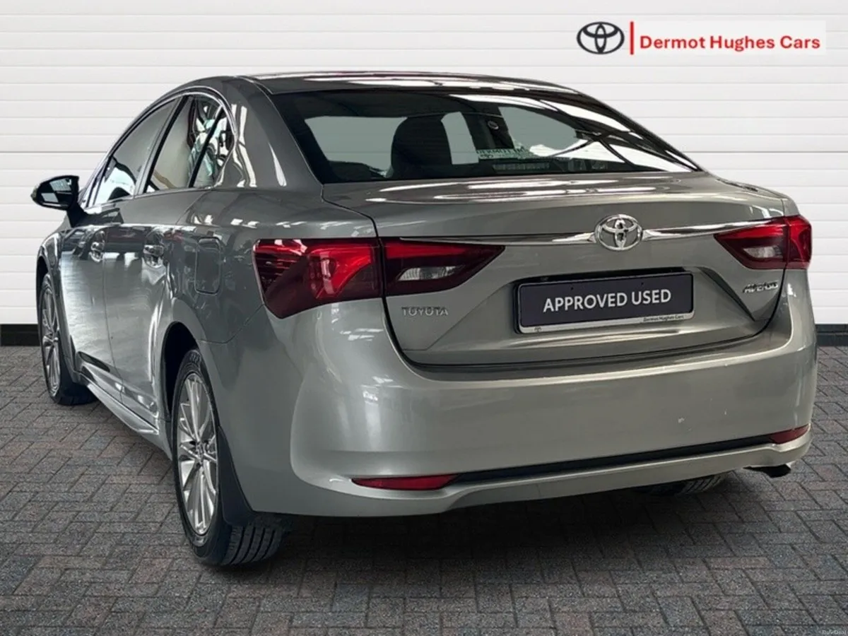 Toyota Avensis 1.6D LUNA SAL - Image 2