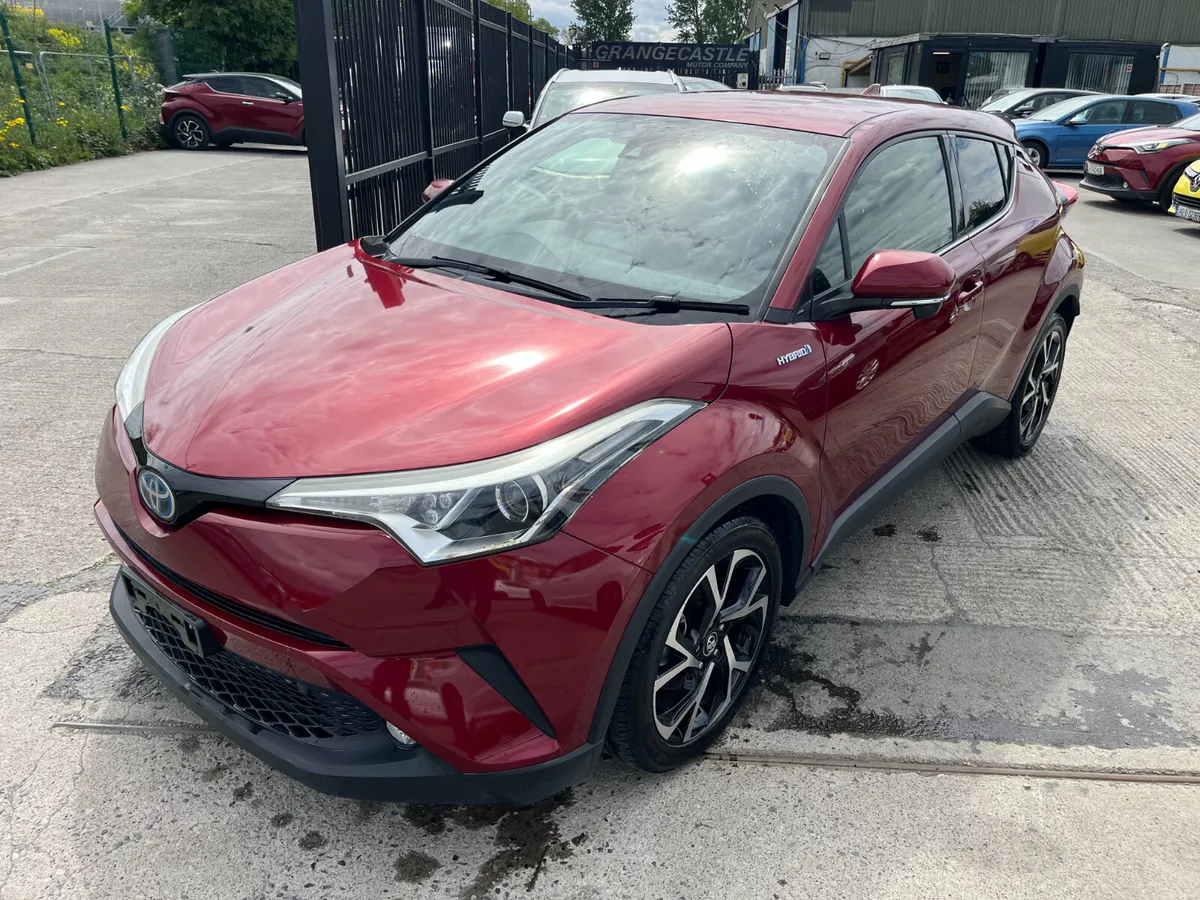 TOYOTA C-HR 2017, 1.8 HYBRID AUTO LOW KM HIGH SPEC - Image 3