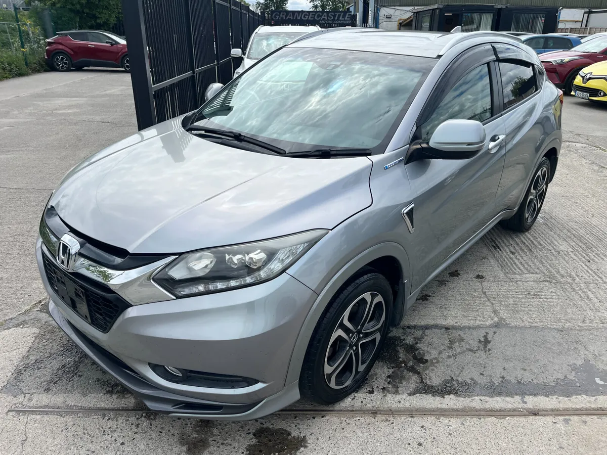 HONDA VEZEL 2015, 1.5 HYBRID AUTO - Image 3