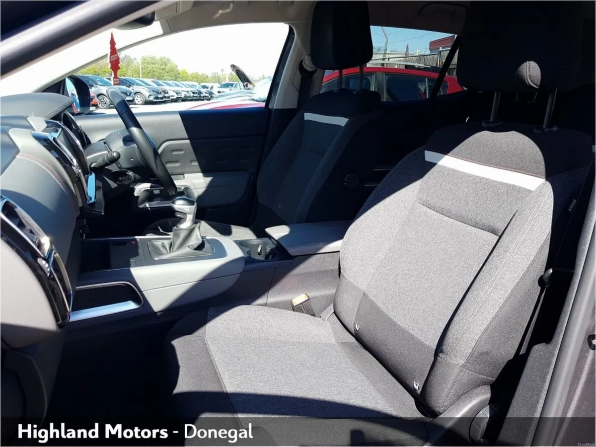 Citroen C5 Aircross FEEL Blue HDI 130 S&S 6MT - Image 5