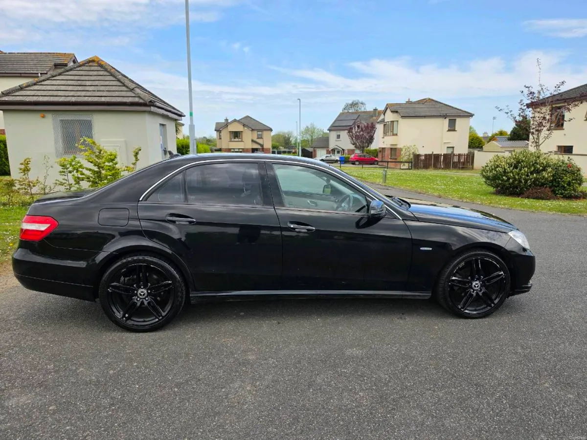 Mercedes E200 CDI - Image 3