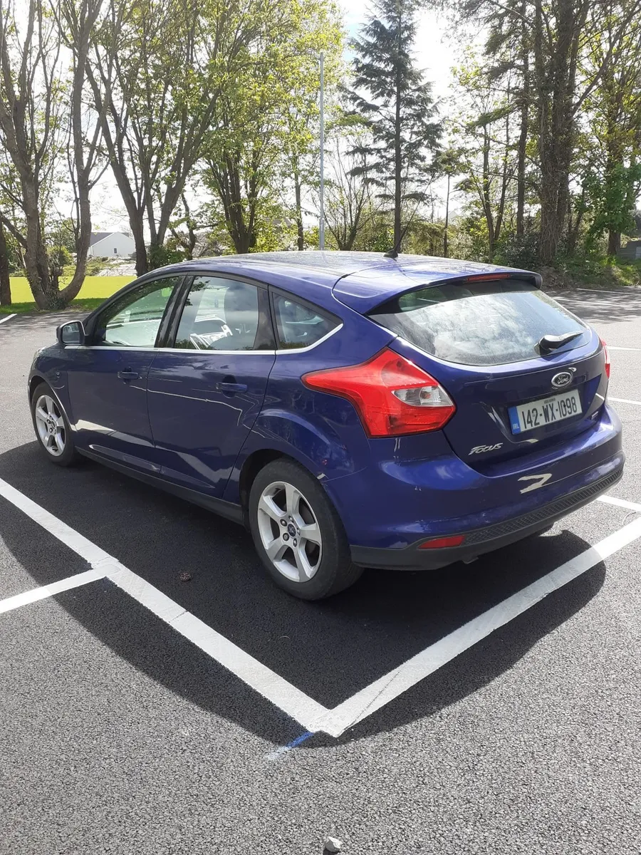 Ford Focus 2014 - Image 2