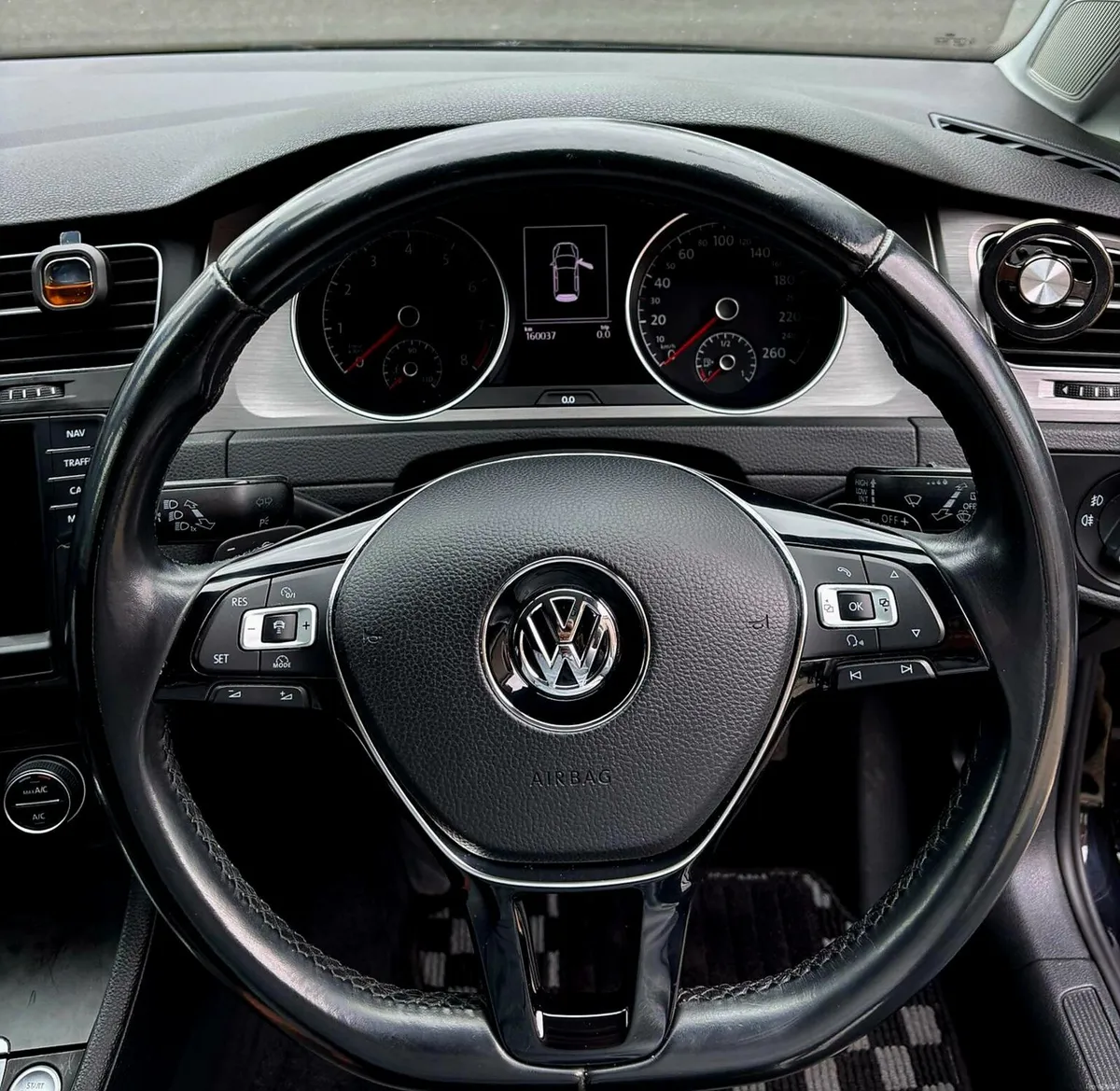 Volkswagen Golf 2015 - Image 2