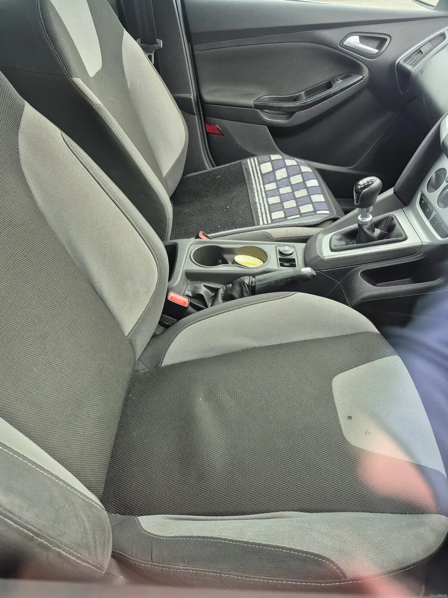 Car - Image 2