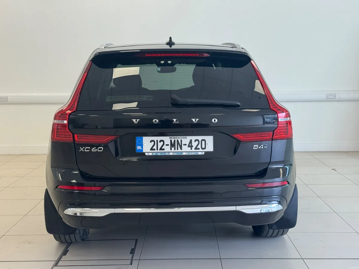 Volvo XC60 2021 - Image 5