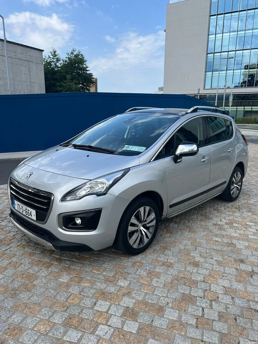7 seaters - Image 2
