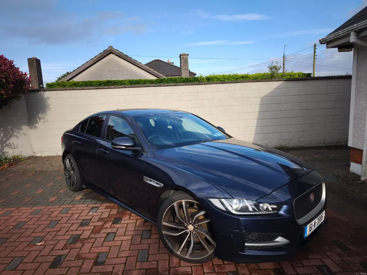 Jaguar XE 2016 - Image 2