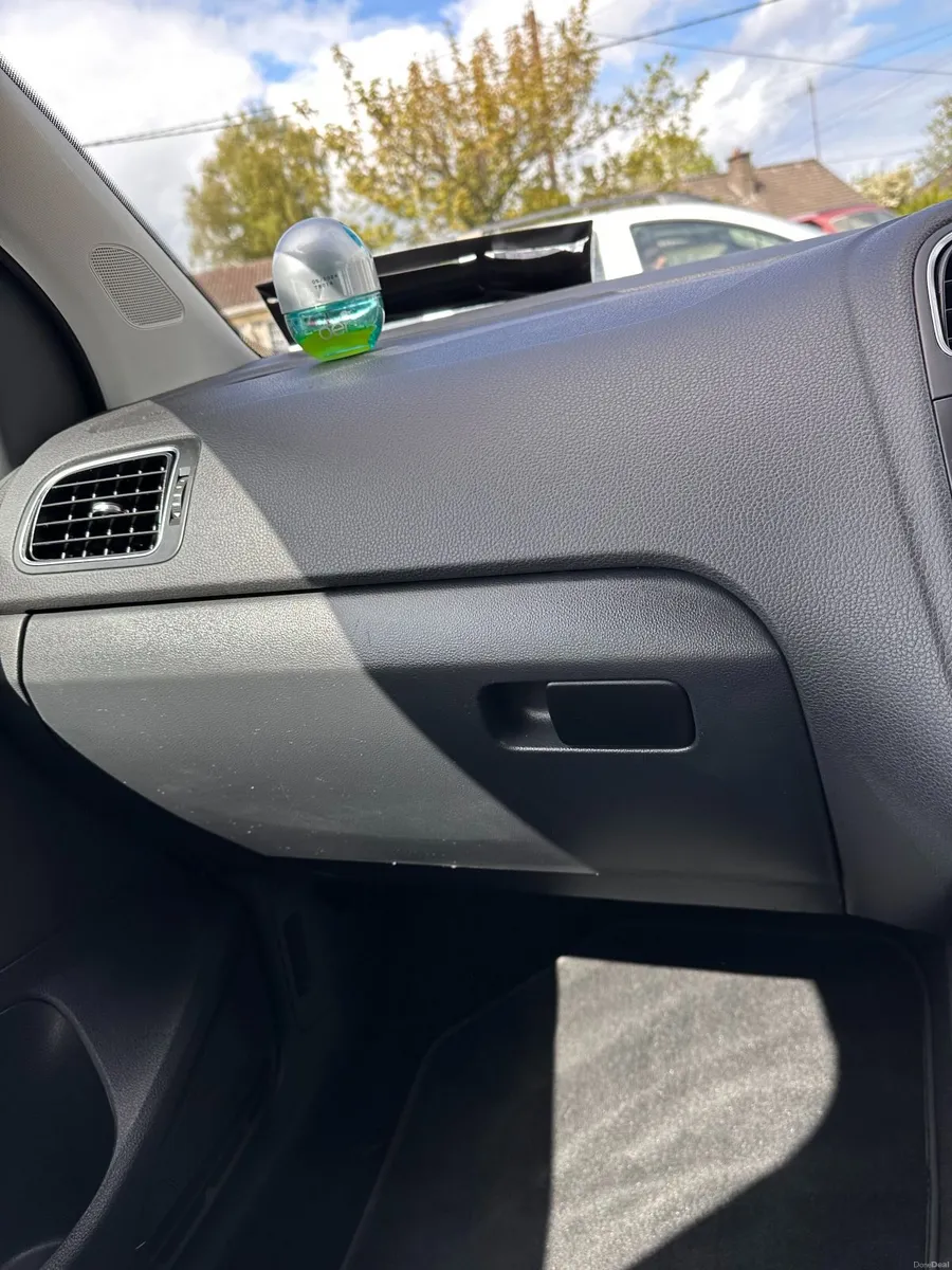 Volkswagen Polo 2014 Petrol Automatic 1.2Lt - Image 3