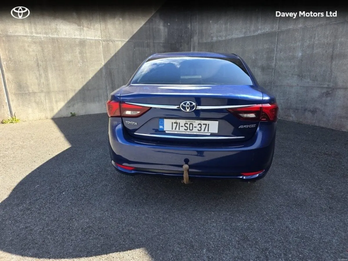 Toyota Avensis AVENSIS 2.0D SOL SAL - Image 4