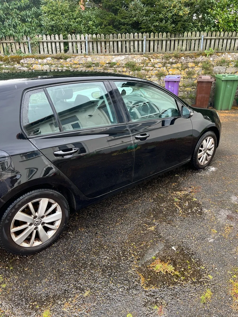 Volkswagen Golf 2011 1.6 TDI - Image 3
