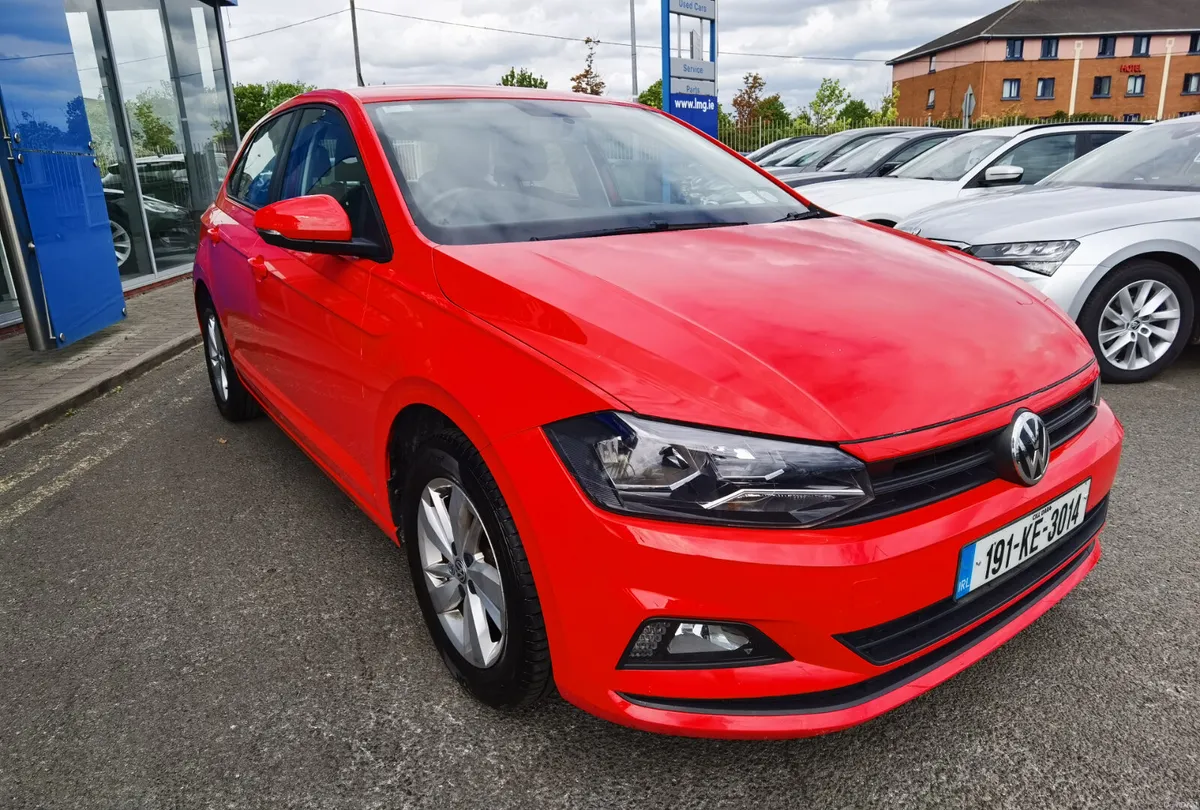 VOLKSWAGEN POLO 1.0 TRENDLINE PETROL - Image 3