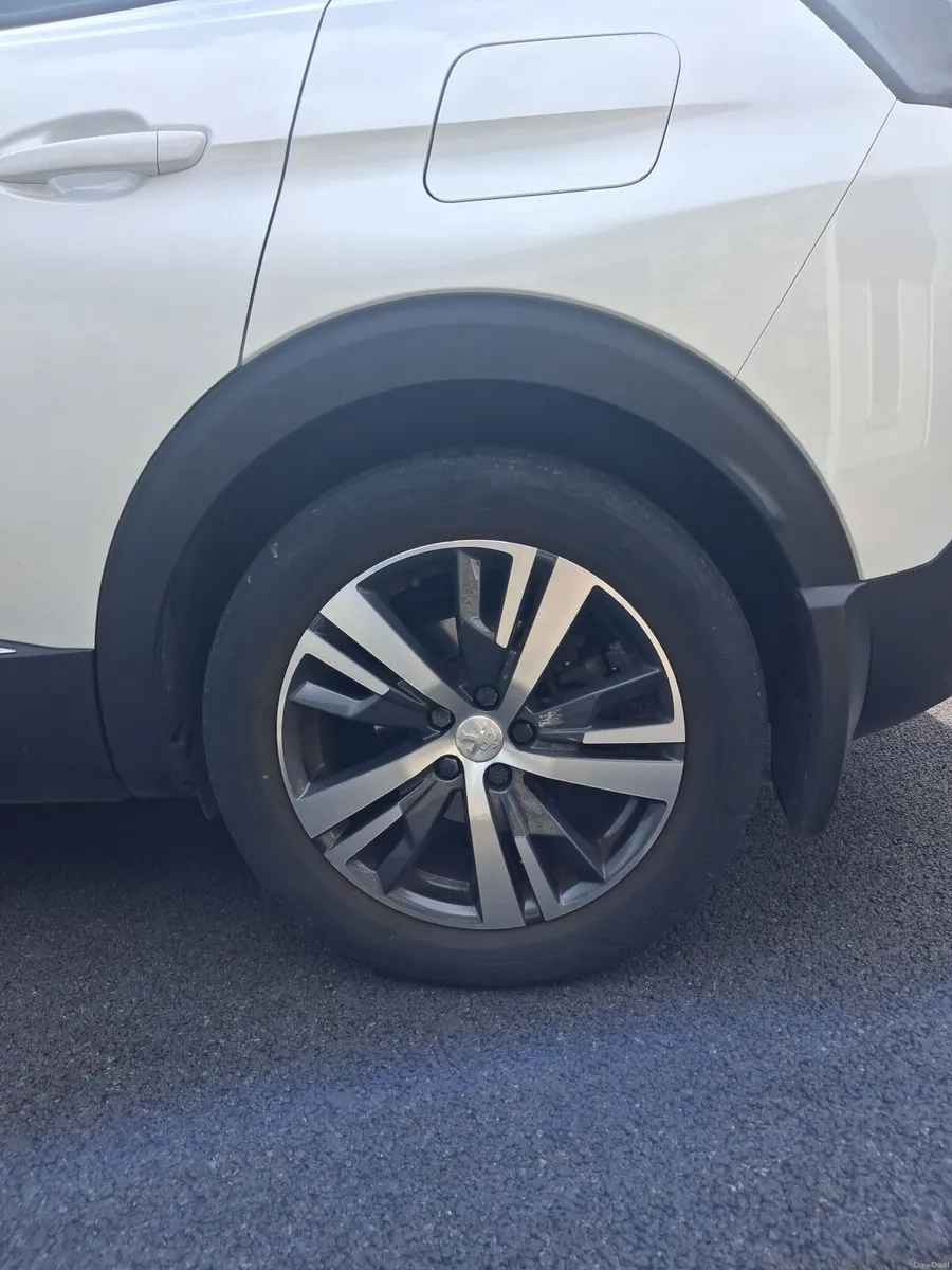 Peugeot 3008 2021 - Image 4