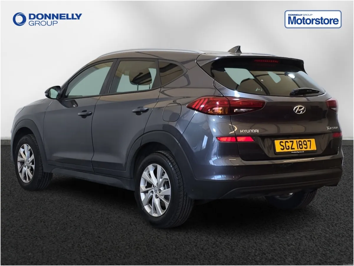 Hyundai Tucson Estate SE Nav - Image 2