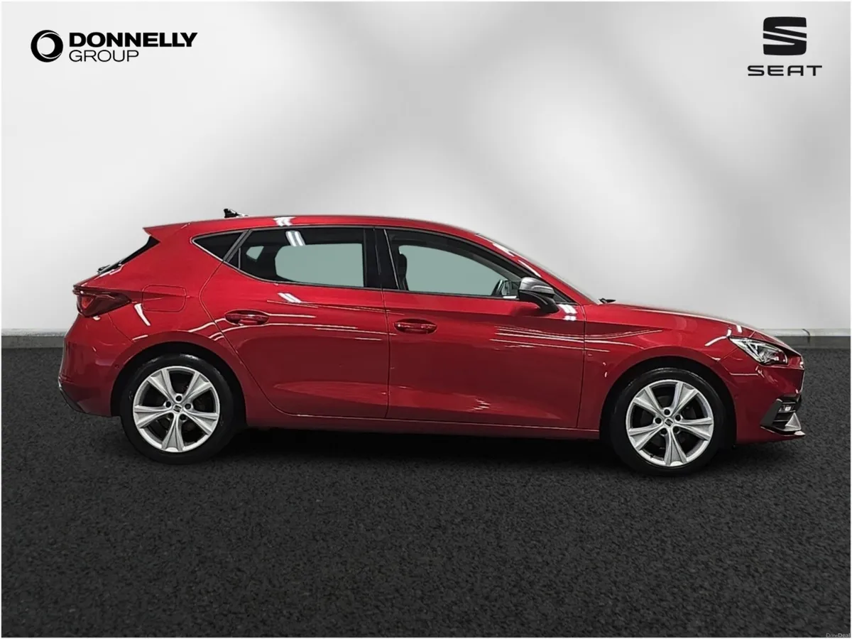 SEAT Leon Hatchback FR - Image 4
