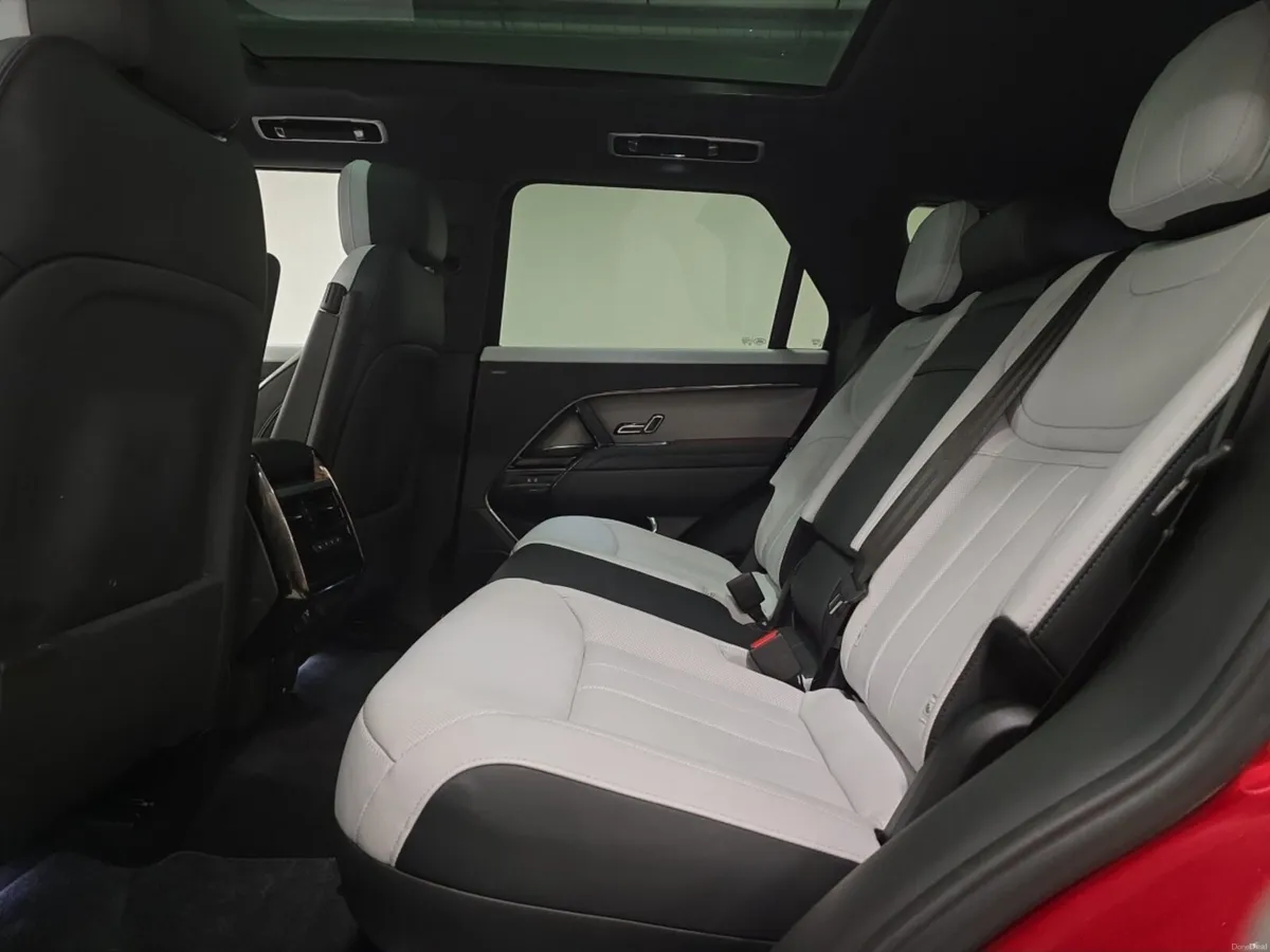 Land Rover Range Rover Sport Diesel Estate Dynamic - Image 4